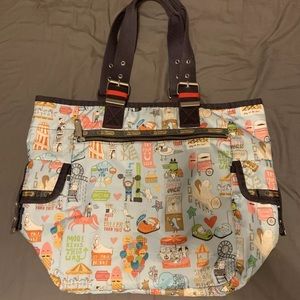 Lesportsac tote excellent condition